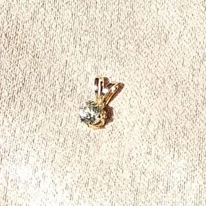 Montana mined green Sapphire 14k gold pendant